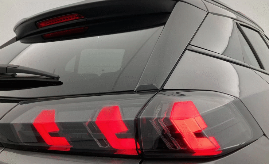 Peugeot 2008 puretech 130 s&s eat8