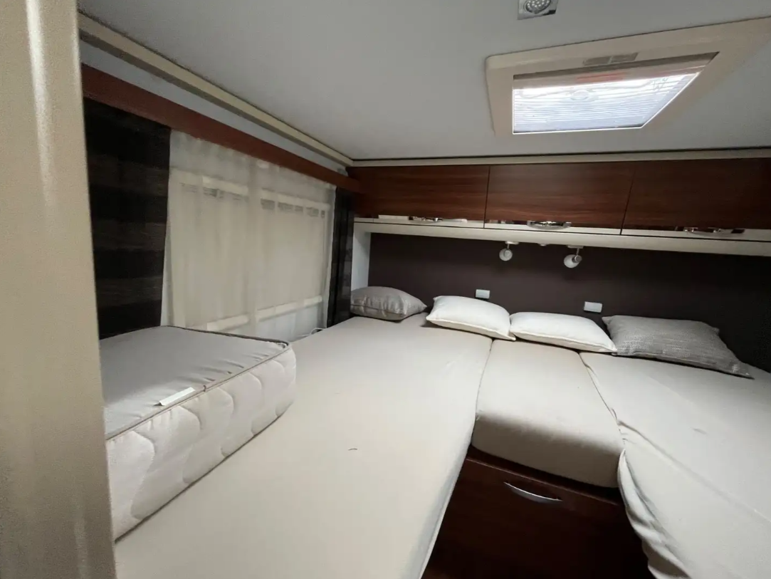 Adria Matrix 670 SL Platinum motorhome