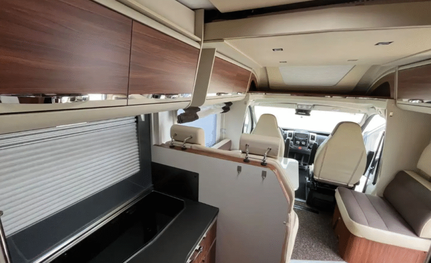 Camping-car Adria Matrix 670 SL Platinum