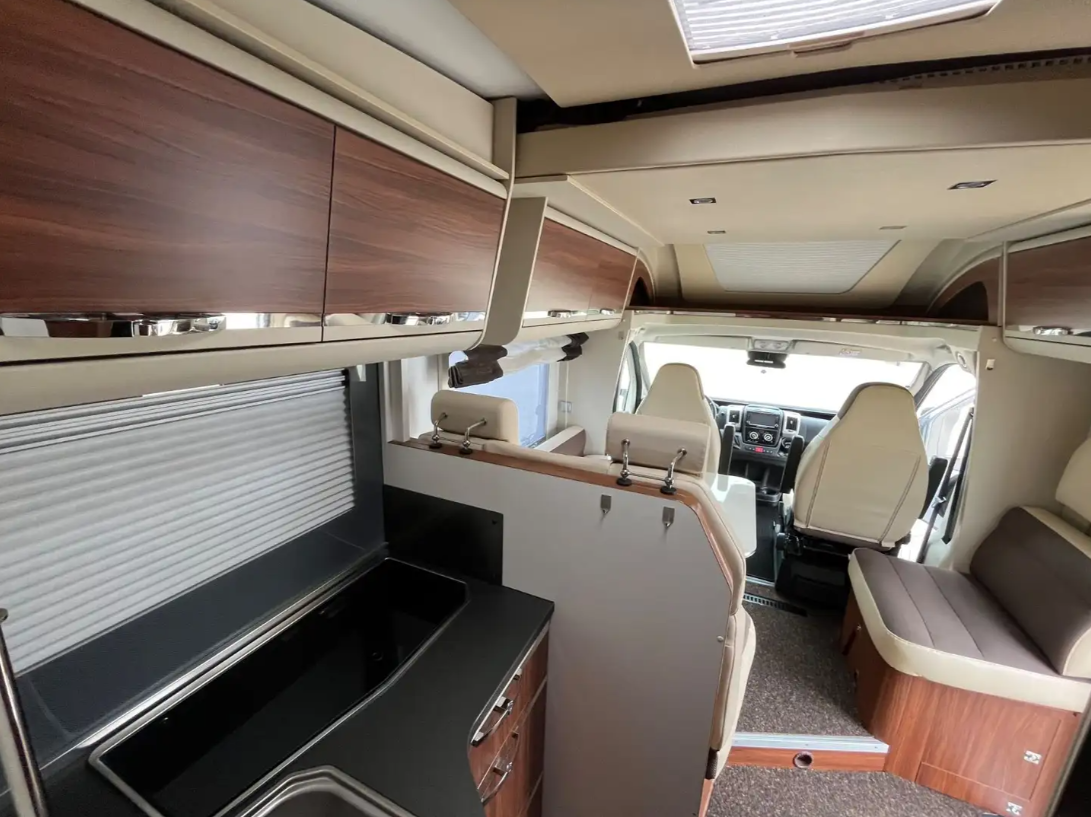 Adria Matrix 670 SL Platinum motorhome