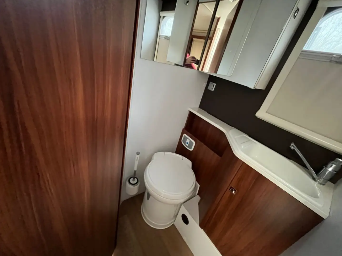 Adria Matrix 670 SL Platinum motorhome