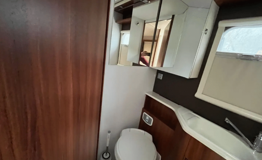 Camping-car Adria Matrix 670 SL Platinum