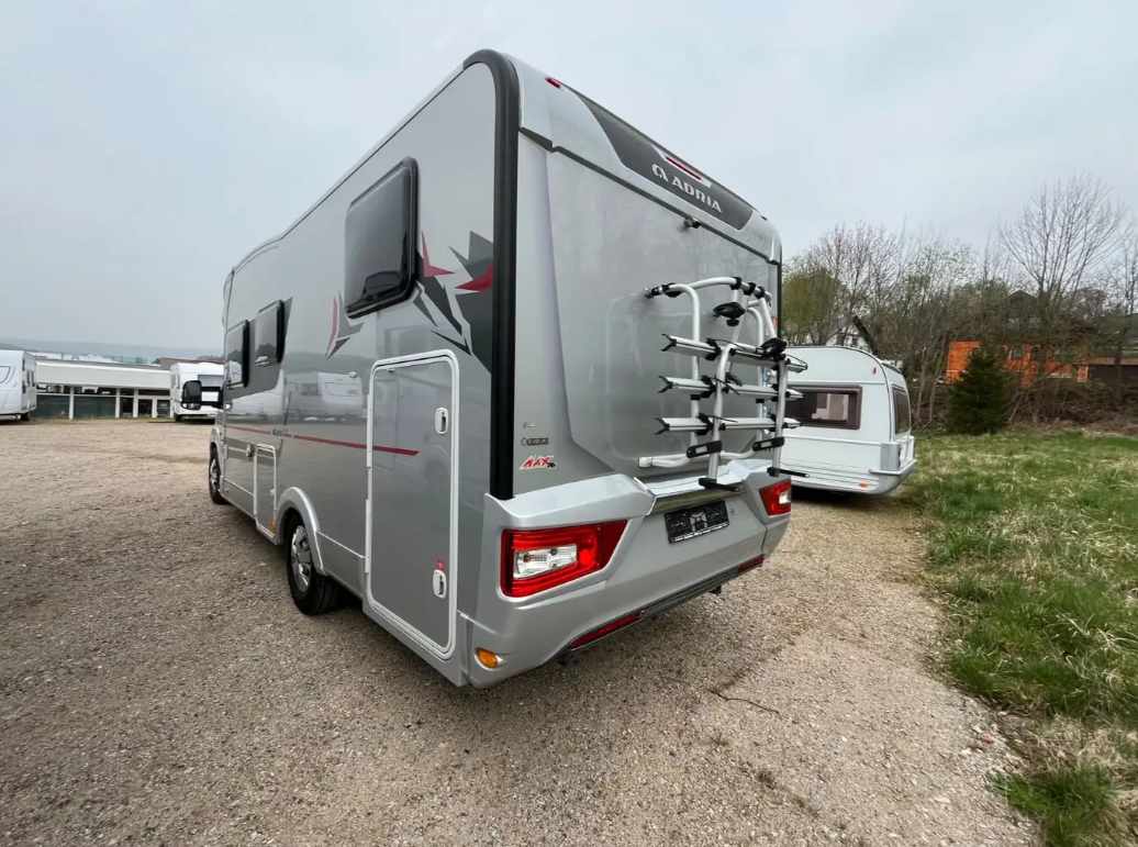 Adria Matrix 670 SL Platinum motorhome