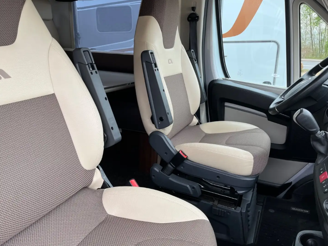 Adria Matrix 670 SL Platinum motorhome