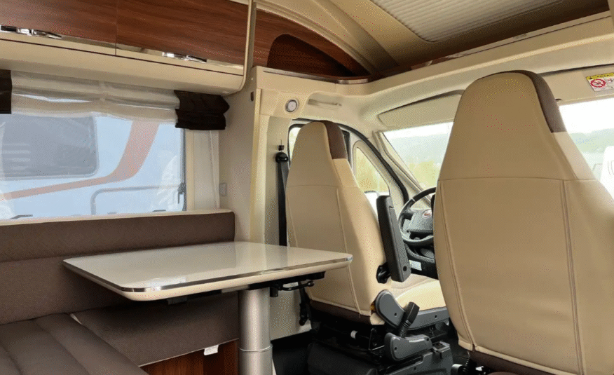 Camping-car Adria Matrix 670 SL Platinum