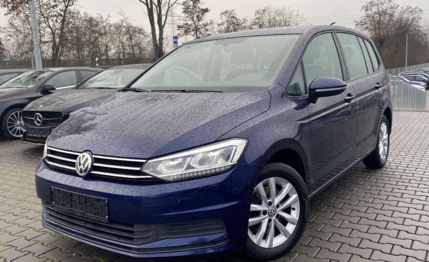 VOLKSWAGEN Touran 2,0 TDI BMT DSG