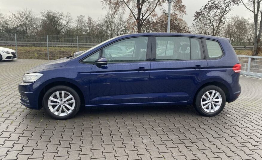 VOLKSWAGEN Touran 2,0 TDI BMT DSG