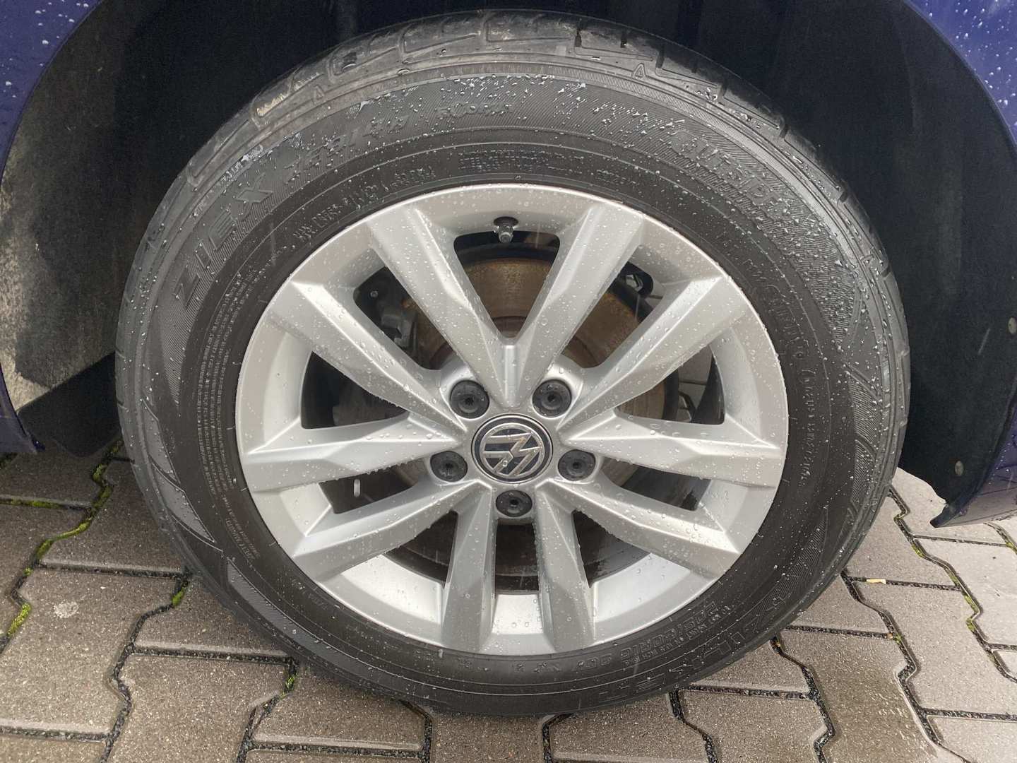 VOLKSWAGEN Touran 2,0 TDI BMT DSG