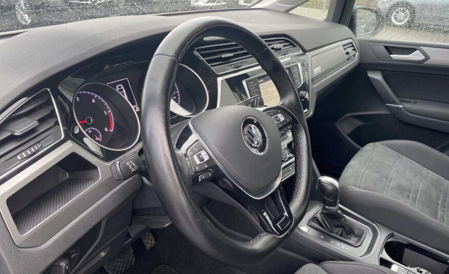 VOLKSWAGEN Touran 2,0 TDI BMT DSG