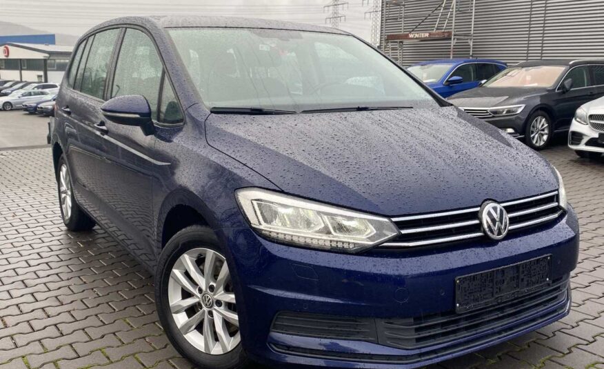 VOLKSWAGEN Touran 2,0 TDI BMT DSG