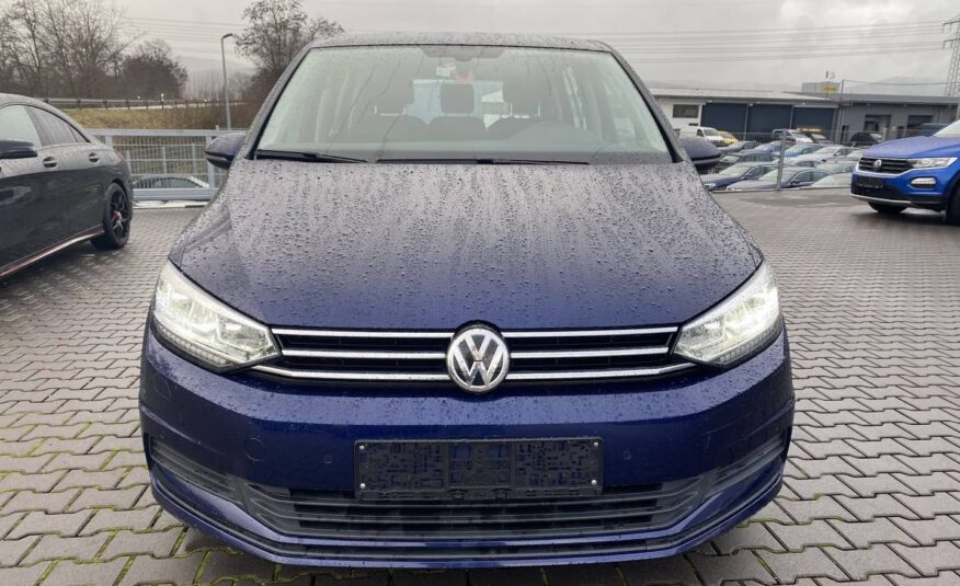 VOLKSWAGEN Touran 2,0 TDI BMT DSG