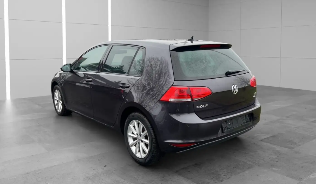 Volkswagen Golf VII Lim. Lounge