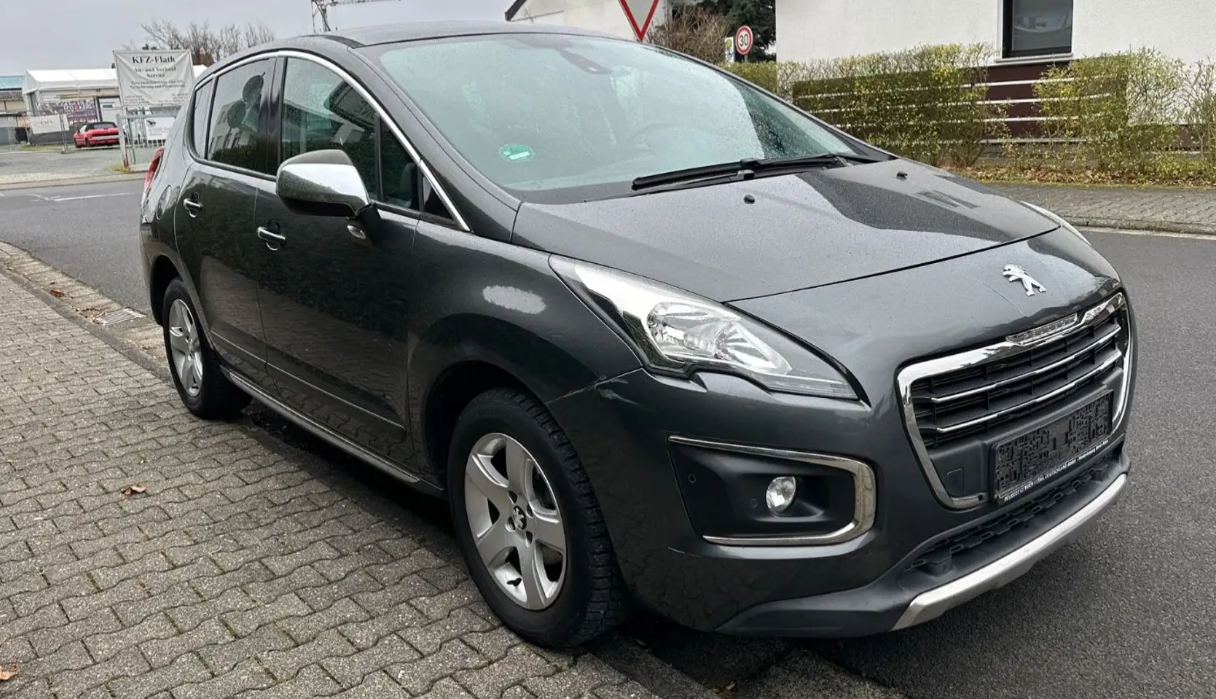 Peugeot 3008 Allure con techo solar