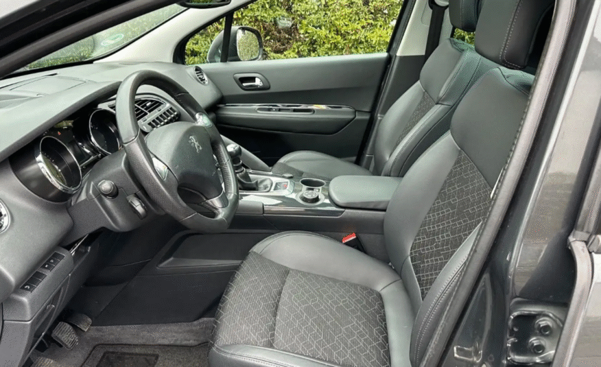 Peugeot 3008 Allure con techo solar
