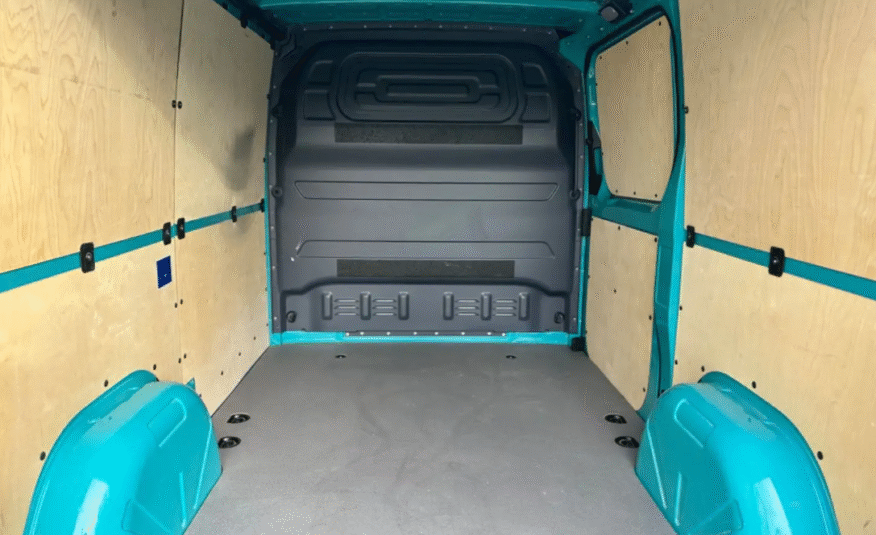 Mercedes-Benz Sprinter 214 L1H1