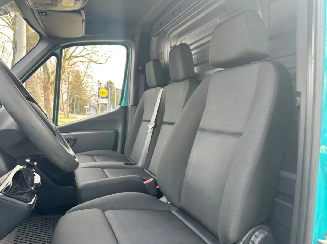 Mercedes-Benz Sprinter 214 L1H1