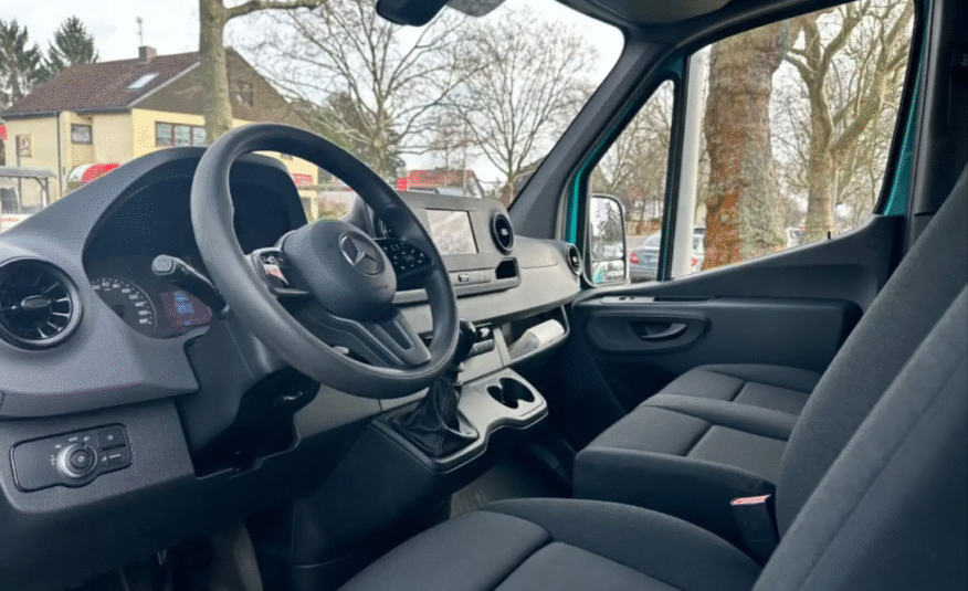 Mercedes-Benz Sprinter 214 L1H1