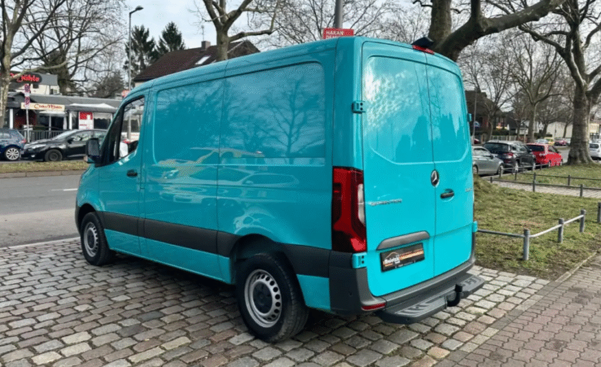 Mercedes-Benz Sprinter 214 L1H1