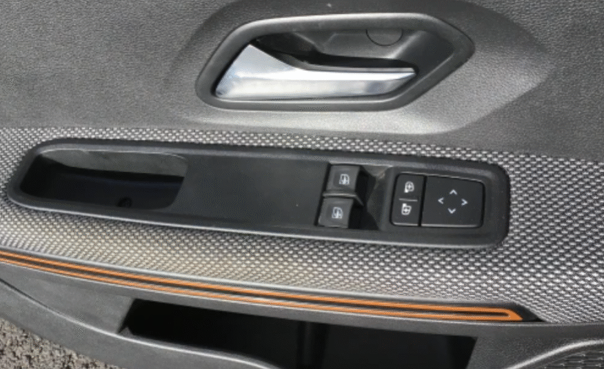 Dacia SANDERO ECO-G 100 Stepway Confort