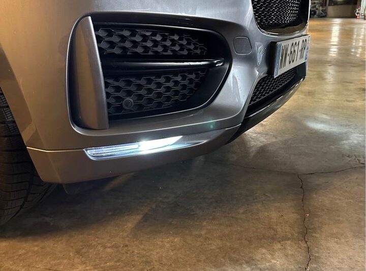 Jaguar F-PACE 2.0D 240CH R-SPORT
