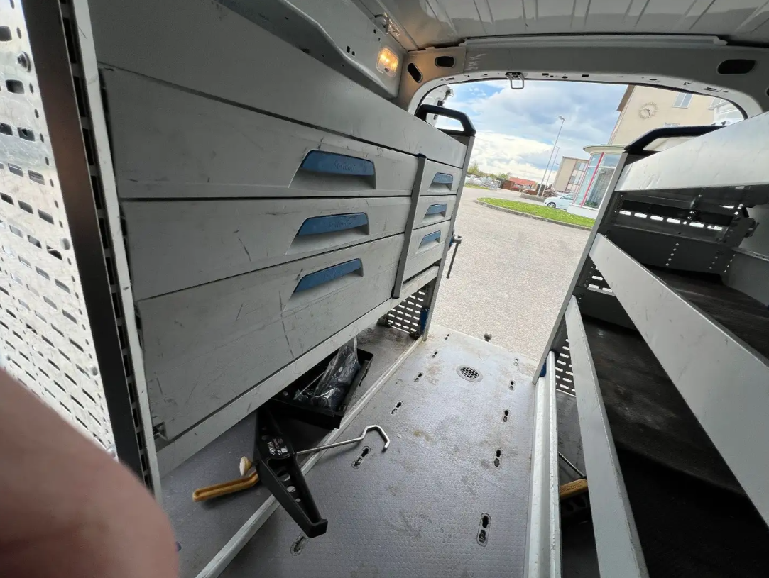 Peugeot Partner Premium L2H1
