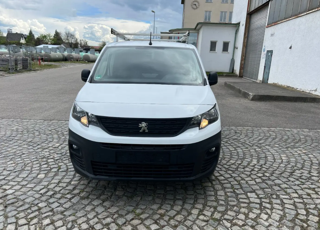 Peugeot Partner Premium L2H1