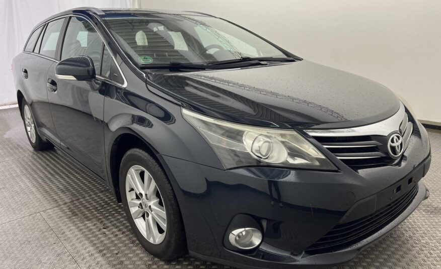 Toyota Avensis Kombi 2,0L