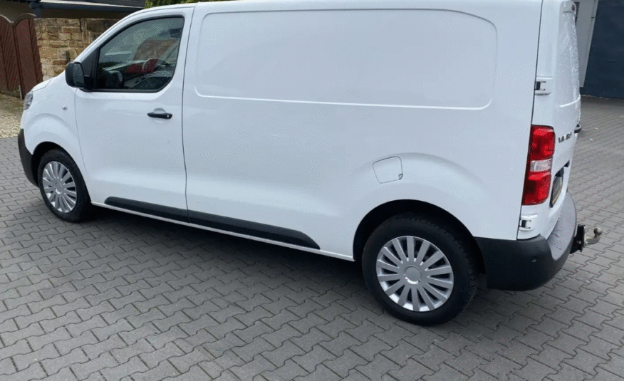 Opel Vivaro Cargo Edition M 2.0