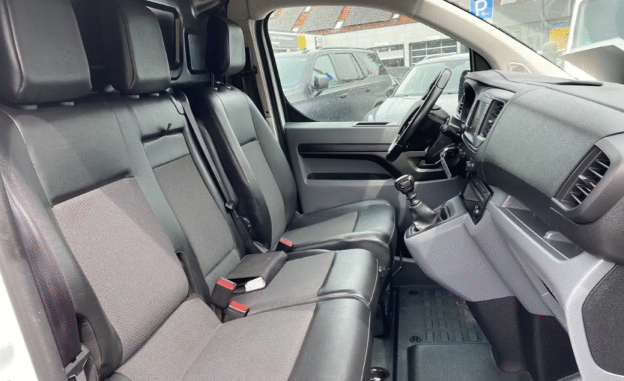 Opel Vivaro Cargo Edition M 2.0