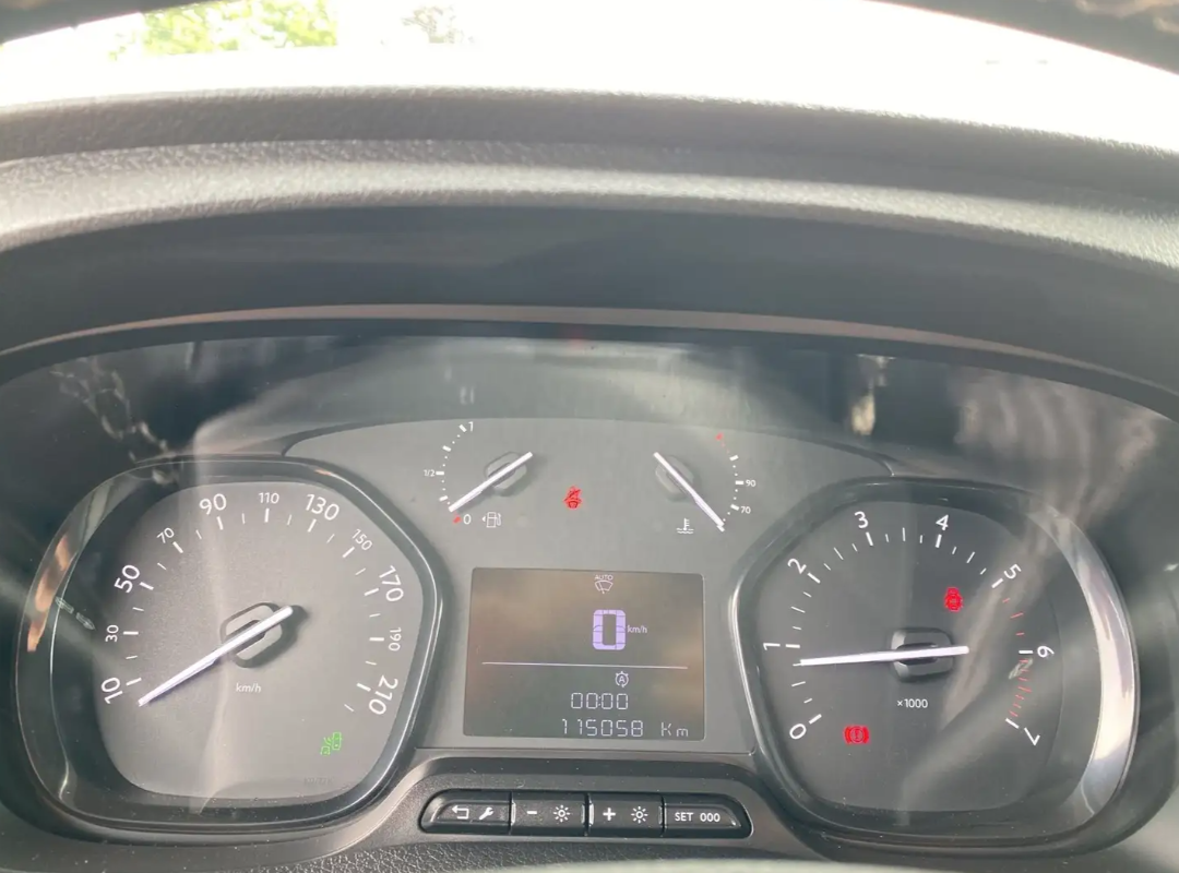 Opel Vivaro Cargo Edition M 2.0