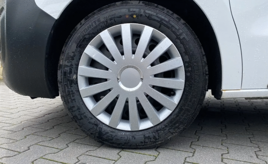 Opel Vivaro Cargo Edition M 2.0
