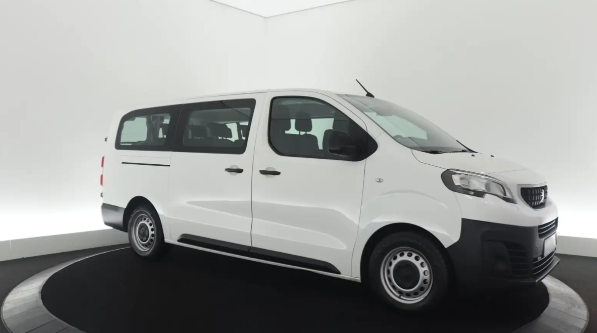 Peugeot Expert 1.5 BlueHDi 120 Long 9 Places