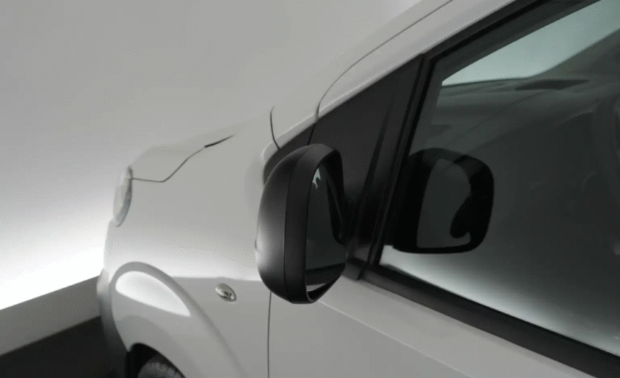 Peugeot Expert 1.5 BlueHDi 120 Long 9 Places