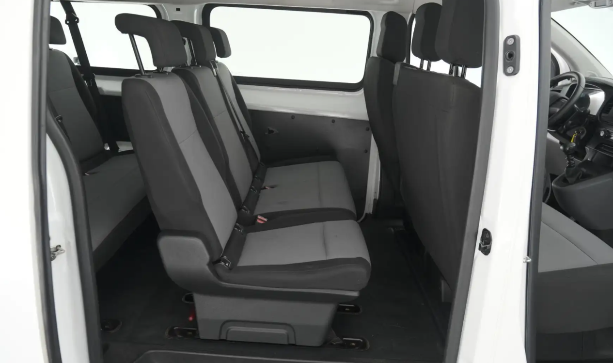 Peugeot Expert 1.5 BlueHDi 120 Long 9 Places