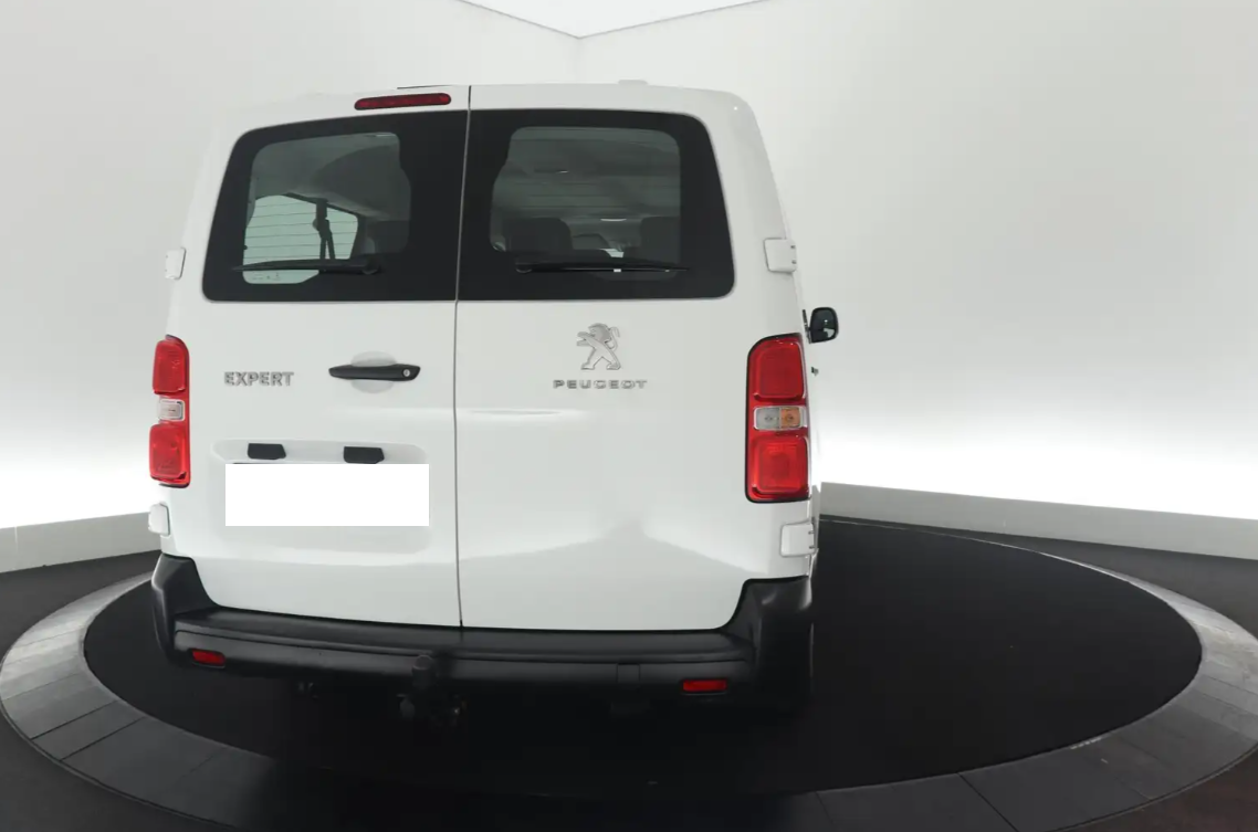 Peugeot Expert 1.5 BlueHDi 120 Long 9 Places