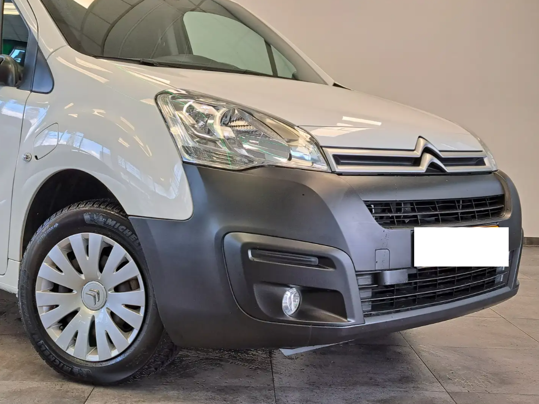 Citron Berlingo 3 places