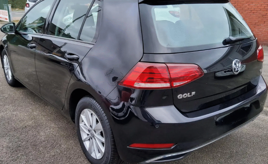 Volkswagen Golf 1.6 SCR TDI