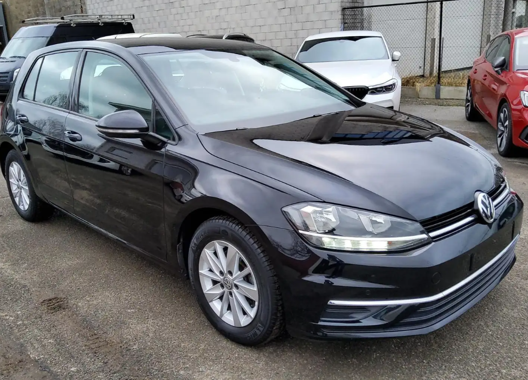 Volkswagen Golf 1.6 SCR TDI