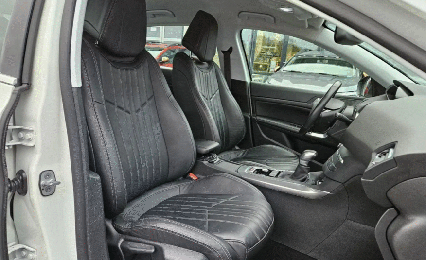 Peugeot 308 Allure THP 130 navigation