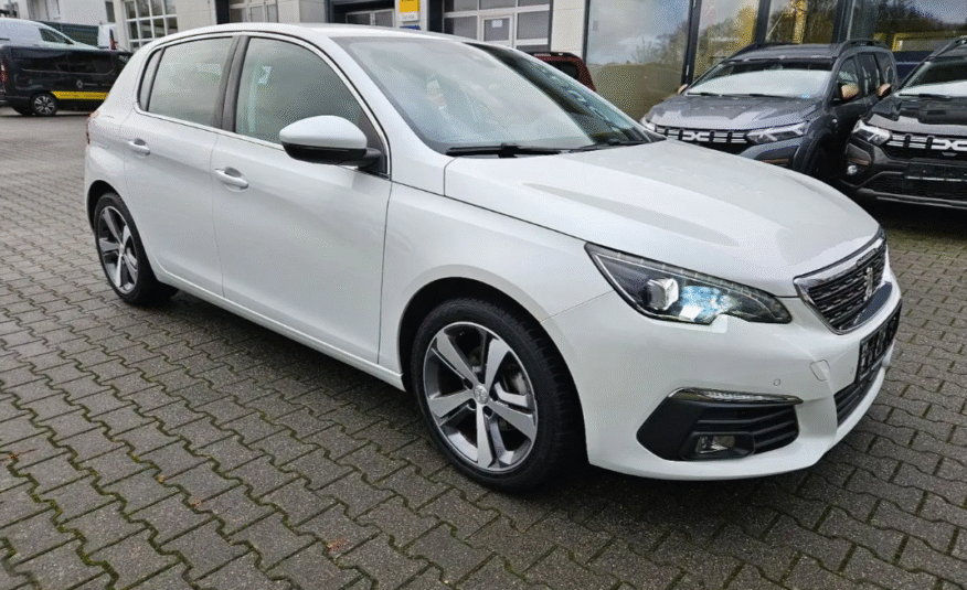 Peugeot 308 Allure THP 130 navigation