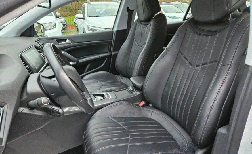 Peugeot 308 Allure THP 130 navigation