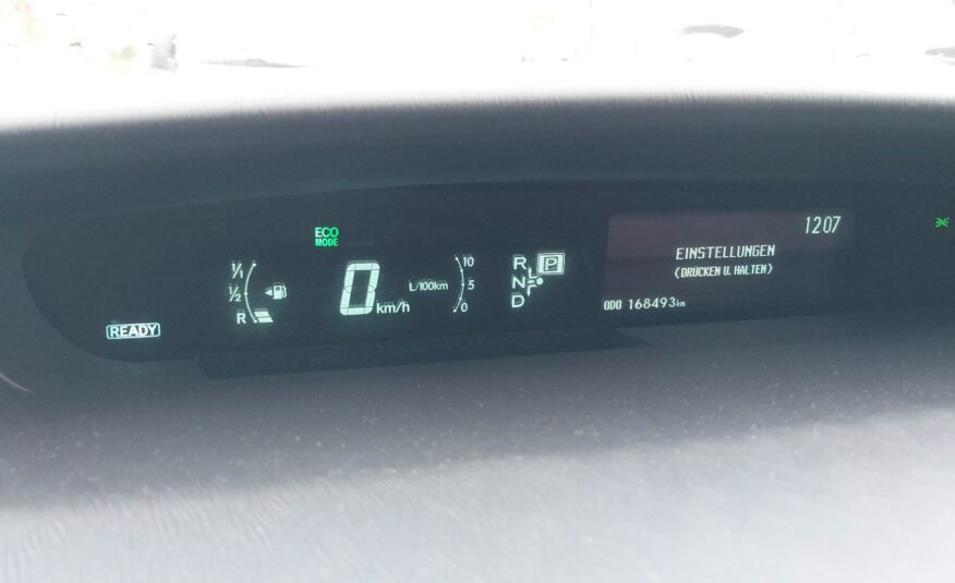 Toyota Prius 1.8 CVT "Life" Hybrid