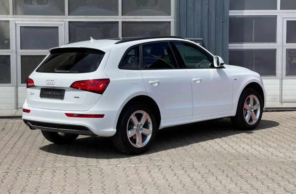 Audi Q5 2.0TDI/S Line