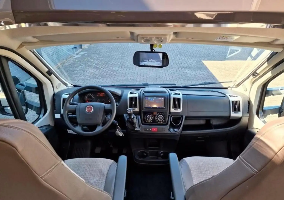 Motorhome Fiat Chausson Welcome 718 XLB