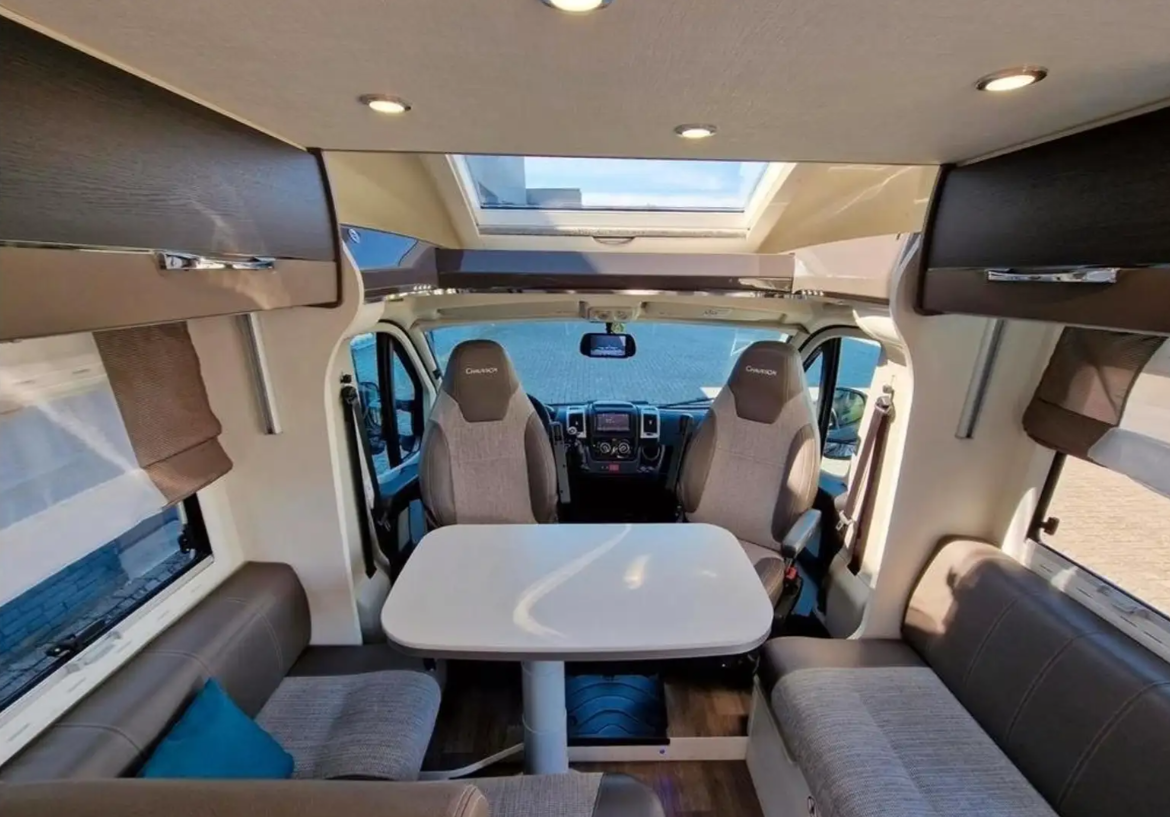 Motorhome Fiat Chausson Welcome 718 XLB