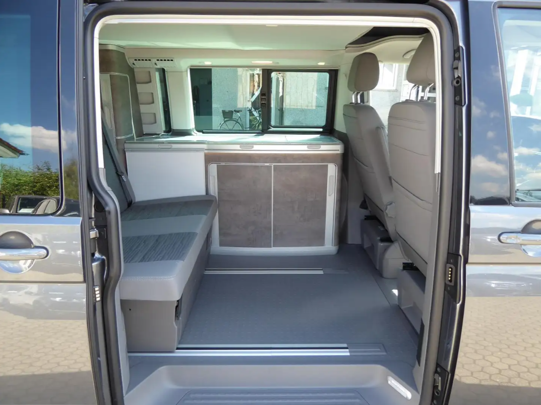 Volkswagen T6.1 California
