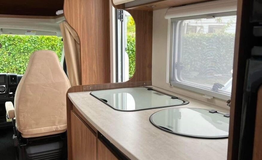 Camping car Carado 361