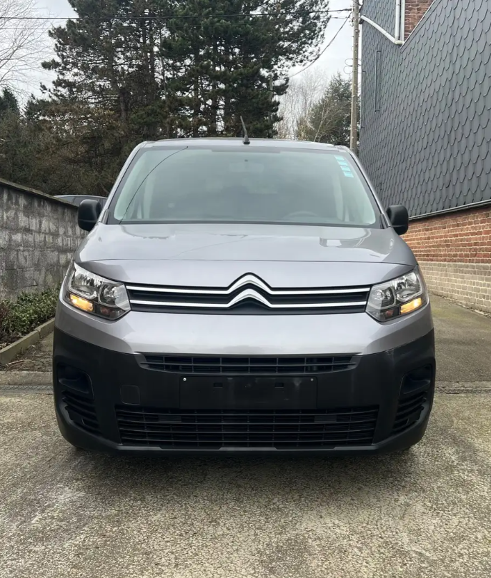 Citroën Berlingo 1.2 gasolina 3 plazas