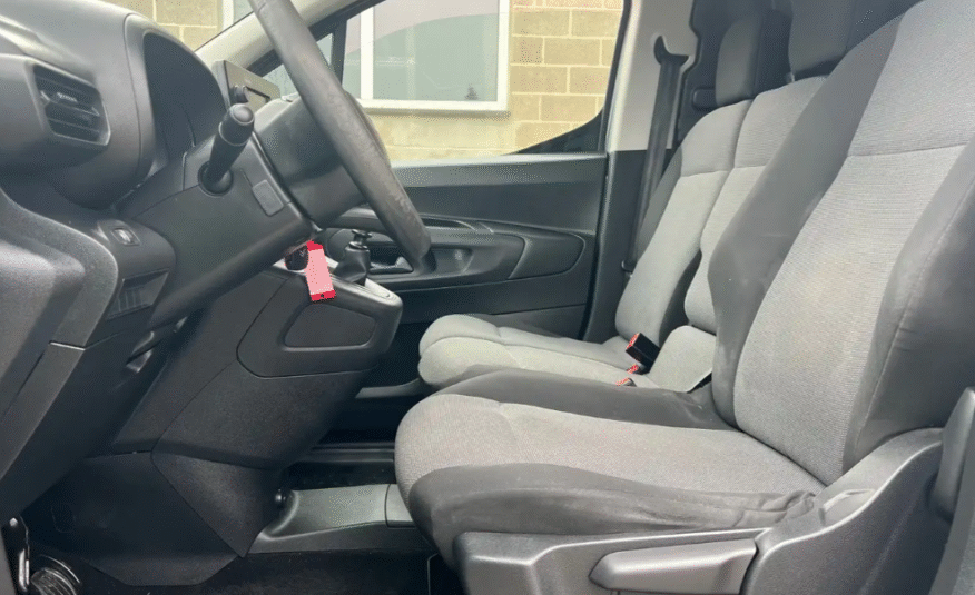 Citroën Berlingo 1.2 essence 3 places