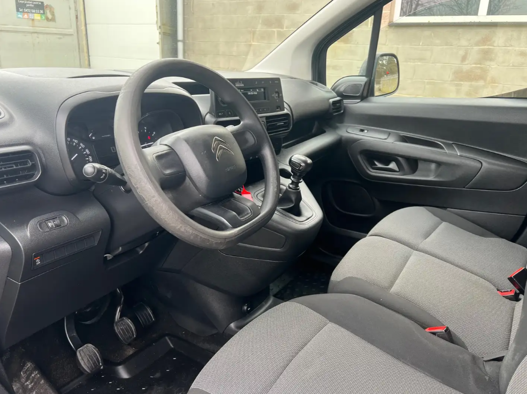 Citroën Berlingo 1.2 gasolina 3 plazas
